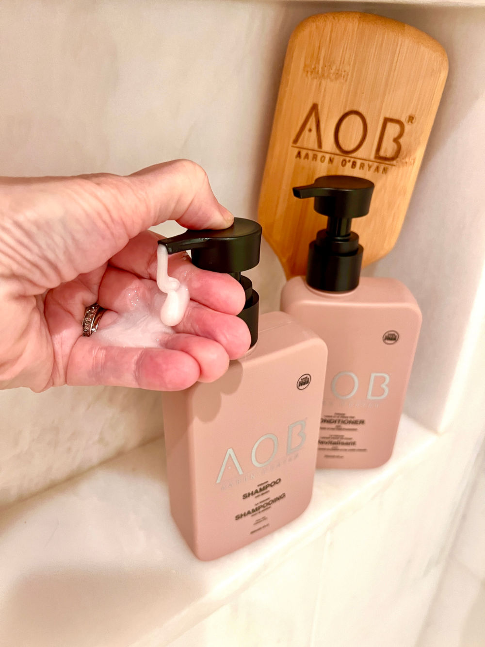AOB Shampoo pump bottle