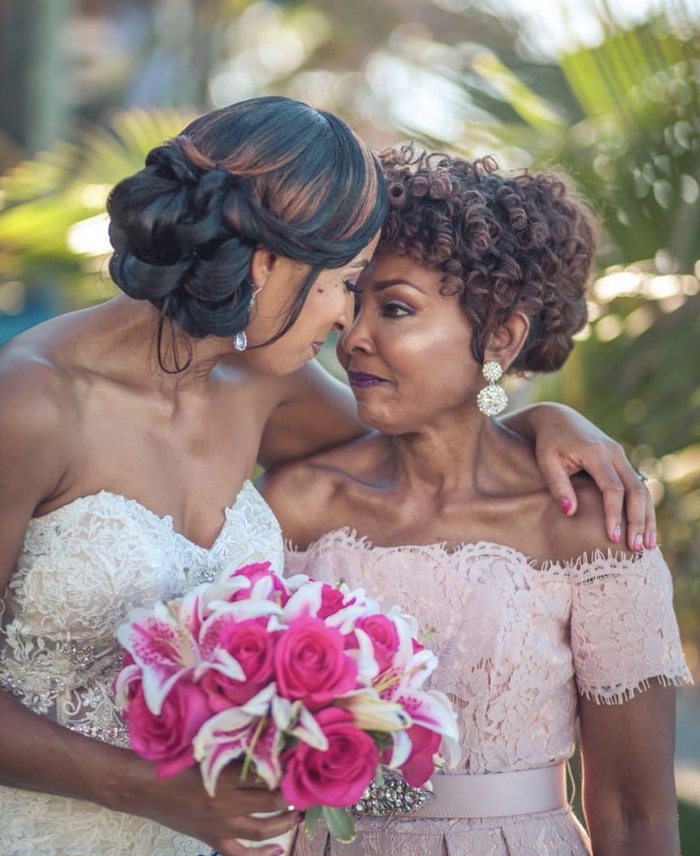 mother-of-the-bride hairstyles curly