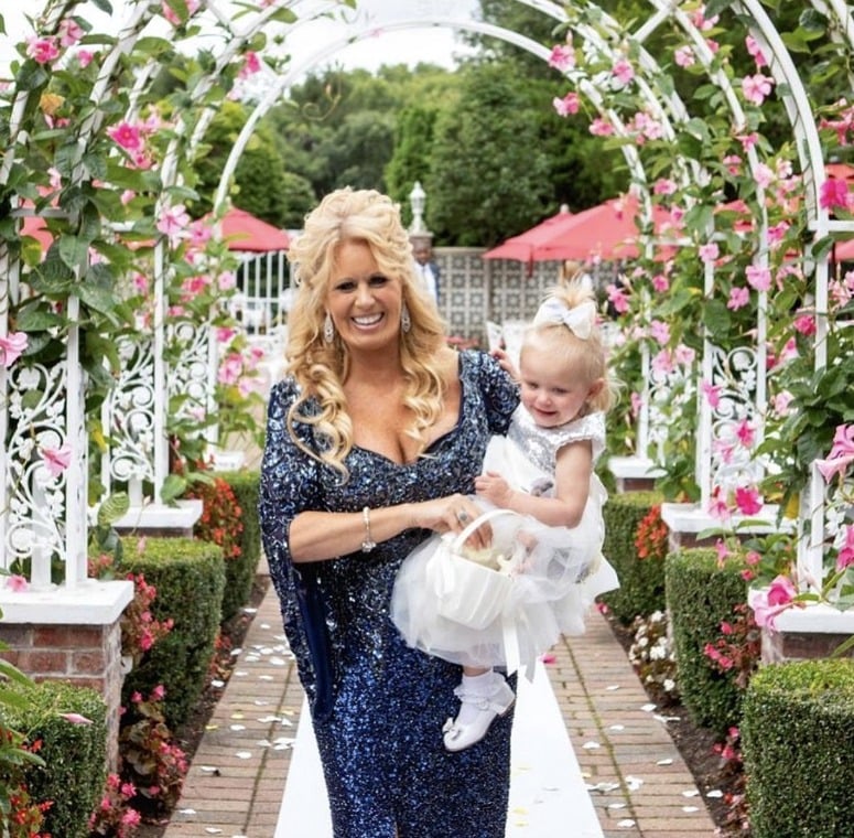 mother-of-the-bride-hairstyles-long-curls