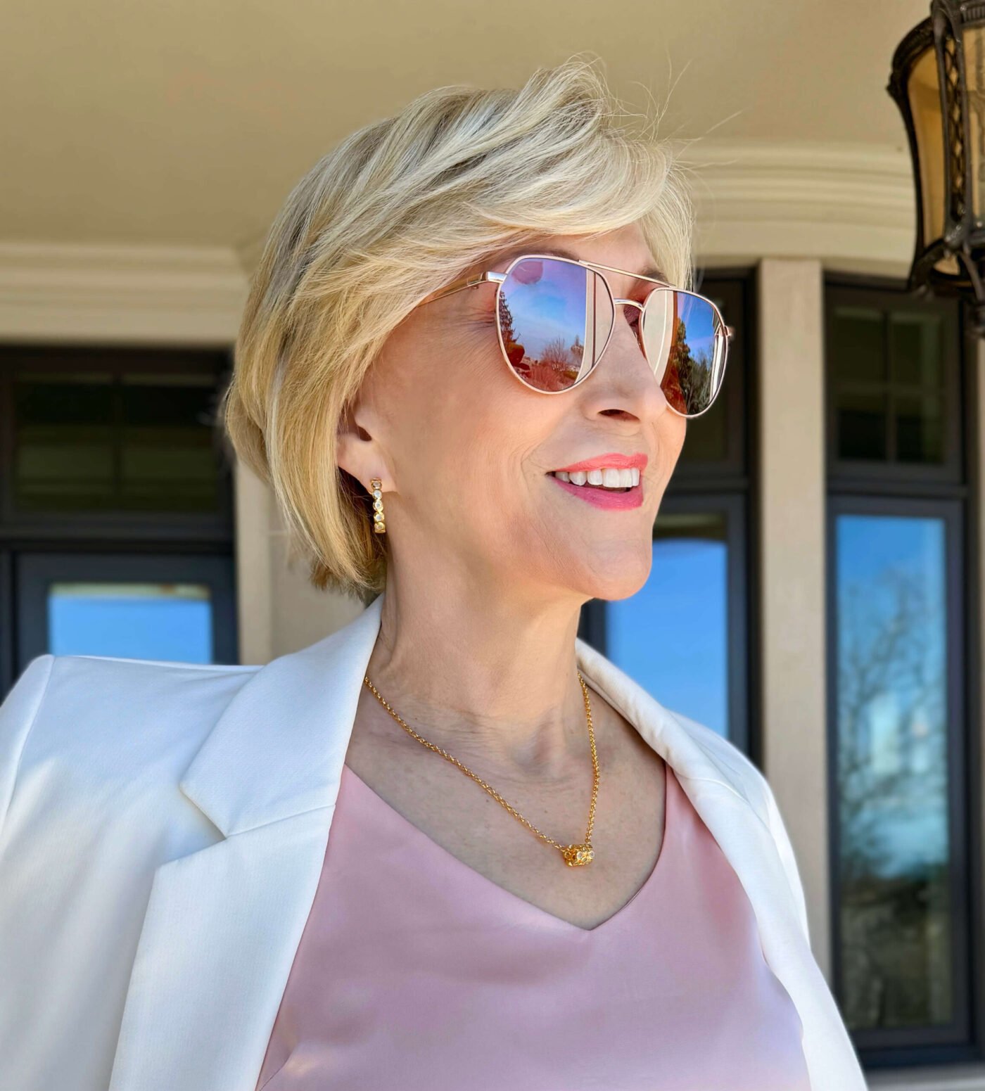 how to know what jewelry to wear with your outfit women over 40 50 60