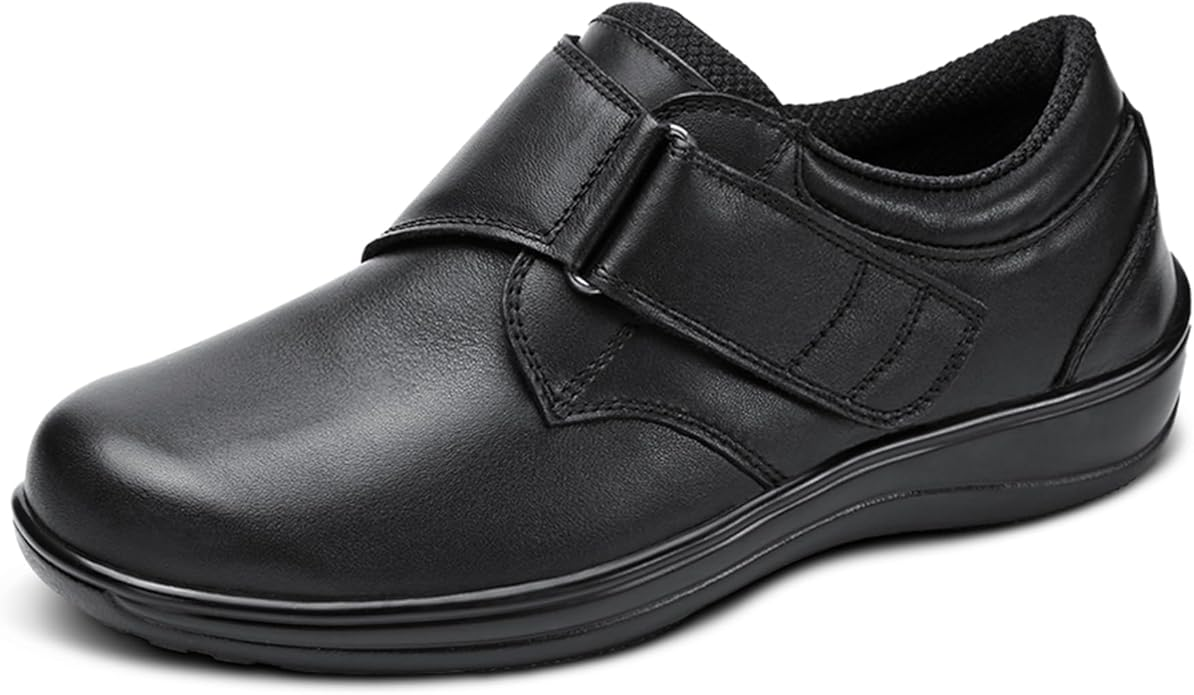 HOW TO FIND CUTE BUT COMFORTABLE FOOTWEAR FOR WOMEN OVER 40