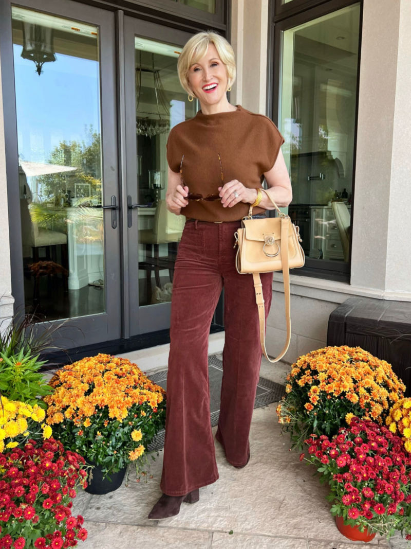 WHAT SHOES BOOTS FLATS ARE IN STYLE FOR THIS SEASON