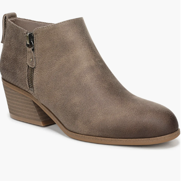 WHAT BOOTS ARE ON TREND FOR FALL 2025